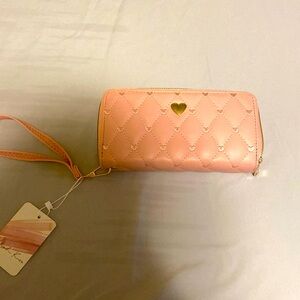 Pink heart wallet